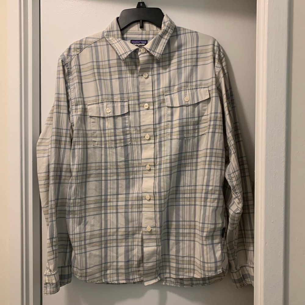 Patagonia Men’s Plaid Button-Up Shirt